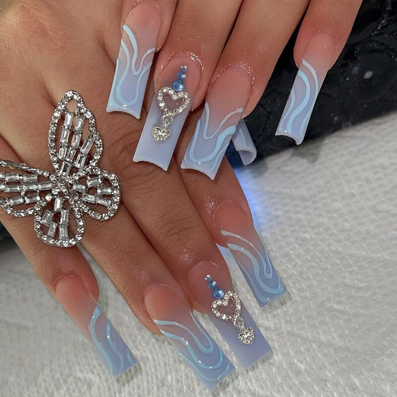 24Pcs Artifical False Nails with Glue Fake Nail Tips with Heart Designs Detachable Press on Nails Long Finished Nails