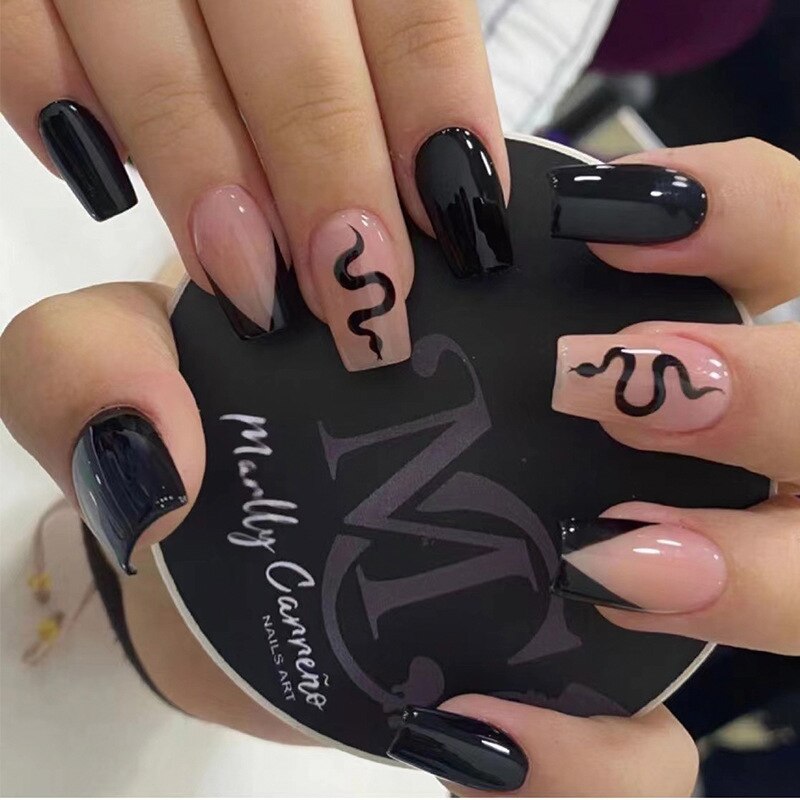 24Pcs Fake Nails Short Coffin Brown Gold Foil Design Full Cover Press on Fingernails Tips European Artificial Acrylic Nail Tips