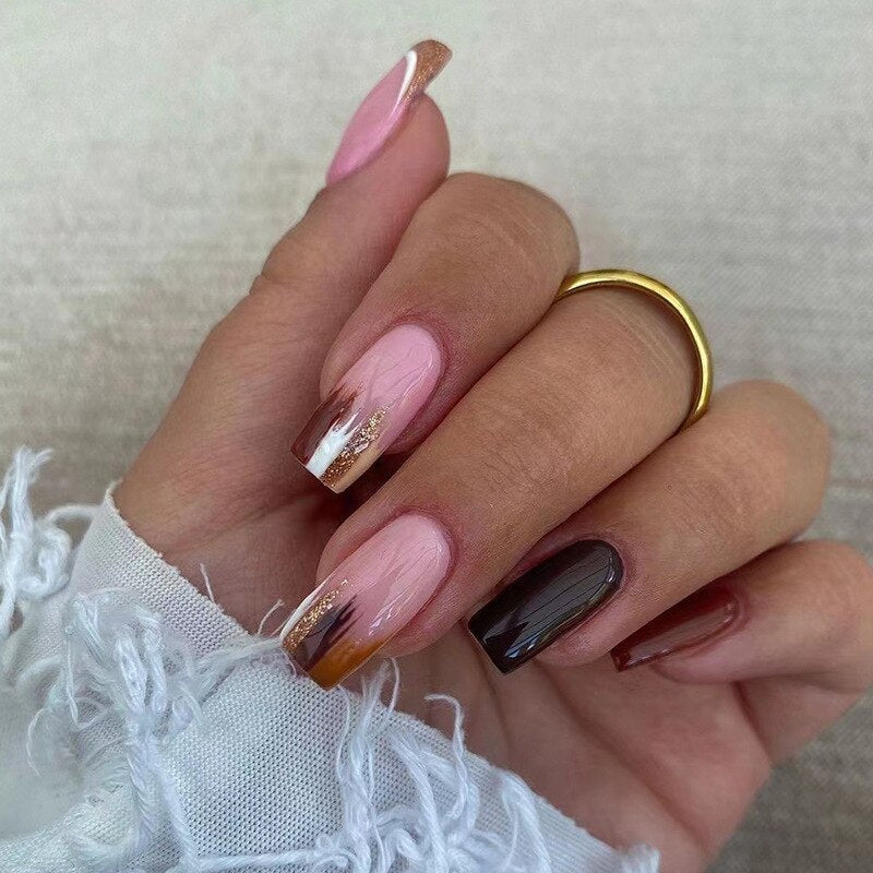 24Pcs Fake Nails Short Coffin Brown Gold Foil Design Full Cover Press on Fingernails Tips European Artificial Acrylic Nail Tips