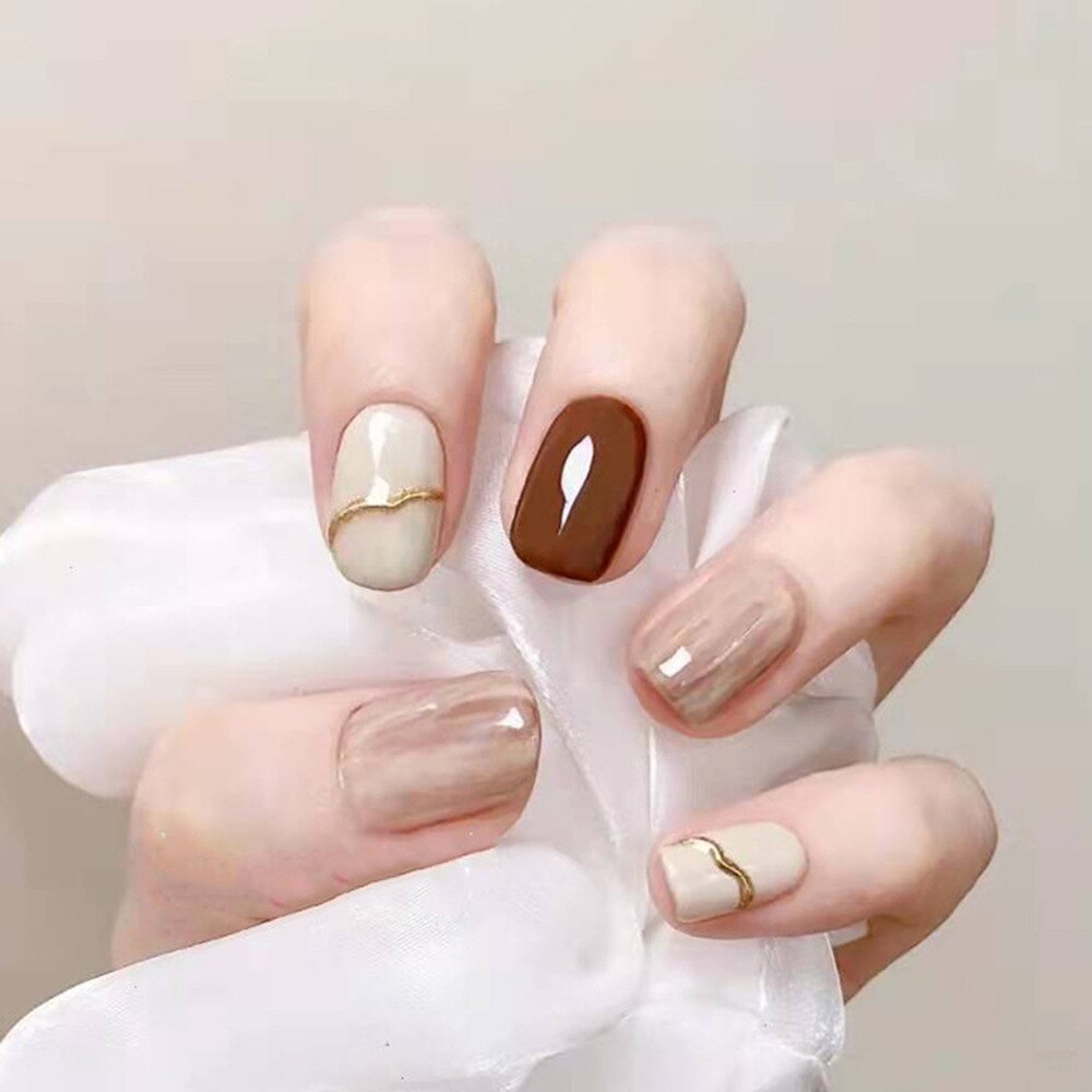 24Pcs False Nails Short Square Head Heart Rhinestone Pearl Full Cover Nail Tips Detachable Fake Nails Press on Nails Manicure