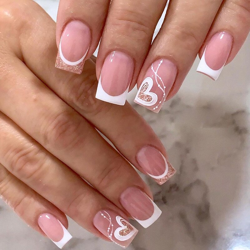 24Pcs False Nails Short Square Head Heart Rhinestone Pearl Full Cover Nail Tips Detachable Fake Nails Press on Nails Manicure