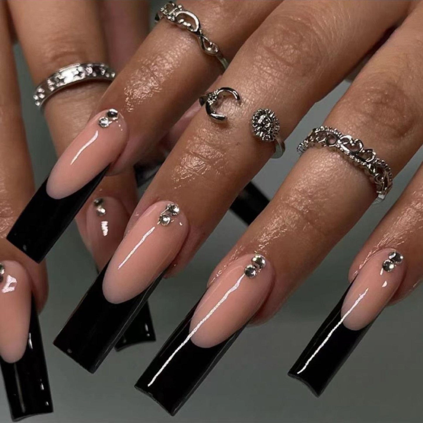 24Pcs Full Cover False Nails with Glue Extra Long Ballerina Coffin Detachable Fake Nails Flower Design Press on Nails Manicure