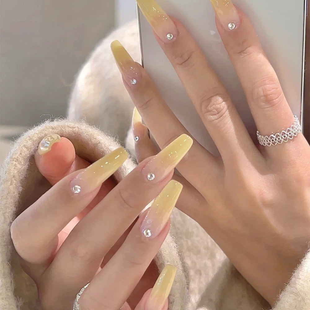 24Pcs Glitter Pink Fake Nails Press on French Set almond Cute Nail Art korean Fake Nails Acrylic Full Cover Tips with Glue