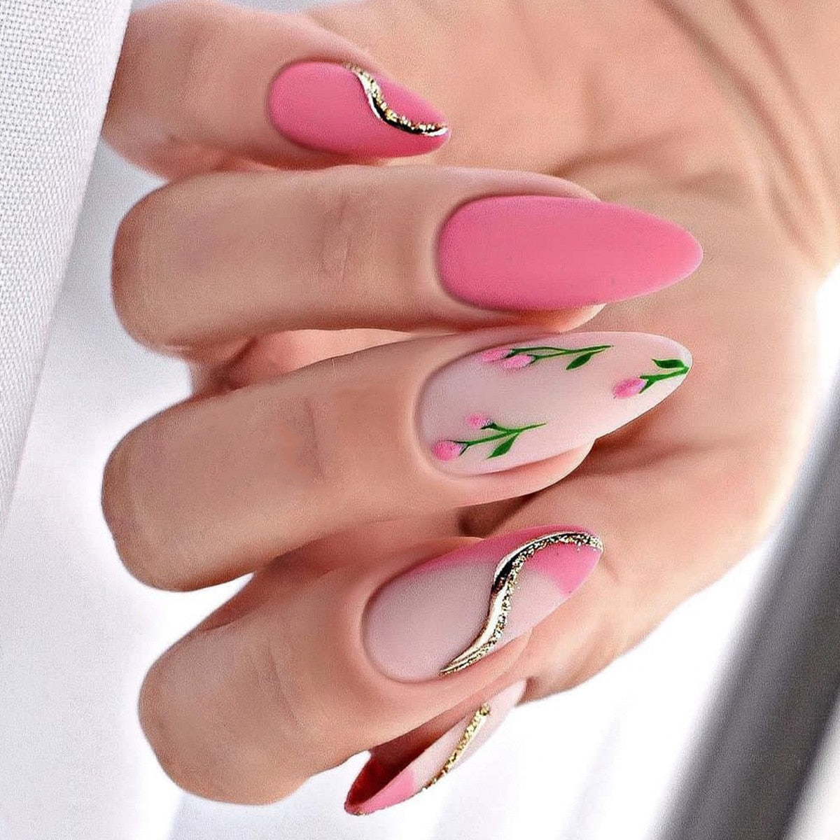 24Pcs Oval Head False Nails Pink Almond Artificial Fake Nails With Glue Full Cover Nail Tips Press On Nails DIY Manicure Tools