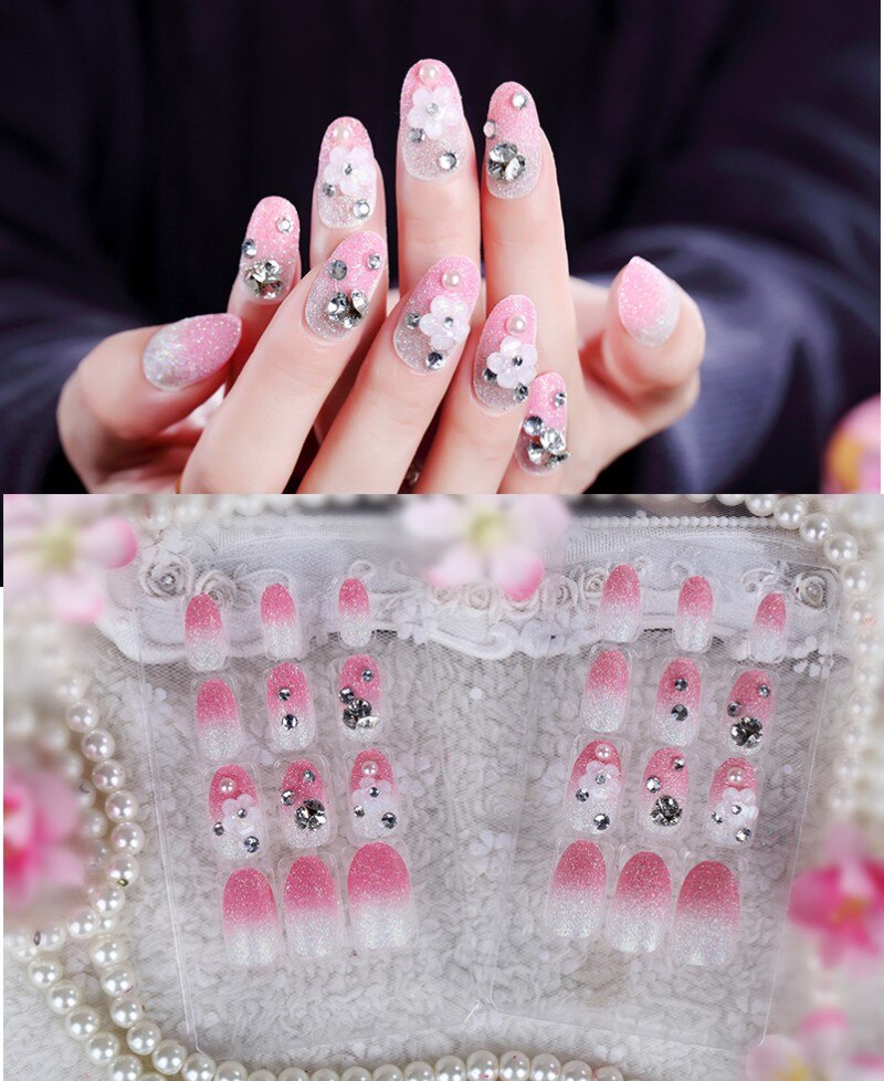 24Pcs/Set Fake Nails Press on Girls Finger Beauty False Nail Art Tips Bright Shining 3D Diamond Full Cover French Nail Art Tips