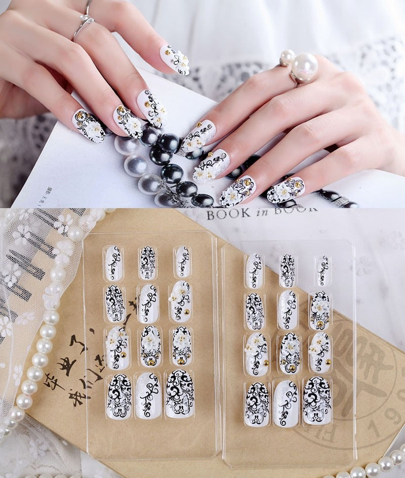 24Pcs/Set Fake Nails Press on Girls Finger Beauty False Nail Art Tips Bright Shining 3D Diamond Full Cover French Nail Art Tips