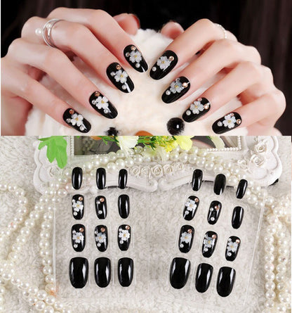 24Pcs/Set Fake Nails Press on Girls Finger Beauty False Nail Art Tips Bright Shining 3D Diamond Full Cover French Nail Art Tips
