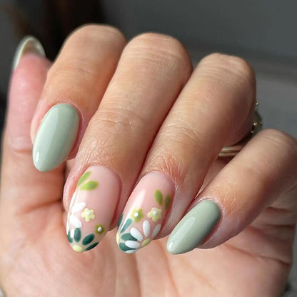24Pcs Short Almond French False Nails Full Cover Artificial Fake Nails Press on Nails Tips Reusable Adhesive False Nails