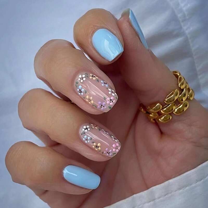 24Pcs Square Head False Nails 2024 New Full Cover Nail Tips Detachable Short Fake Nails Press on Nails Manicure Tools