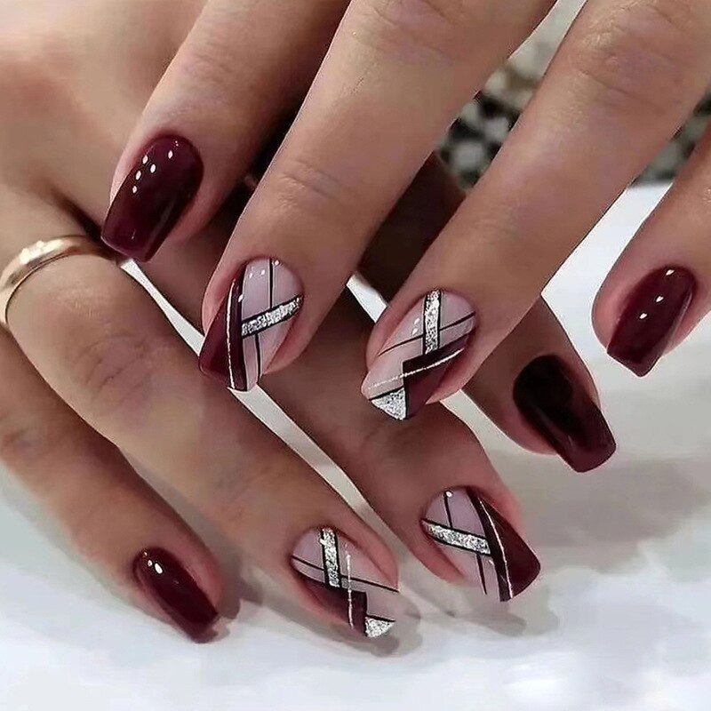 24Pcs Square Head False Nails 2024 New Full Cover Nail Tips Detachable Short Fake Nails Press on Nails Manicure Tools