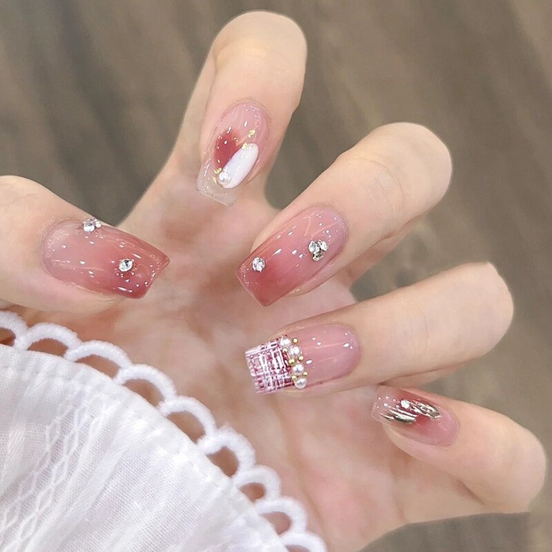 24Pcs Three-dimensional Love Heart False Nails with French Design Long Coffin Wearable Fake Nails Rhinestone Press on Nails Tips