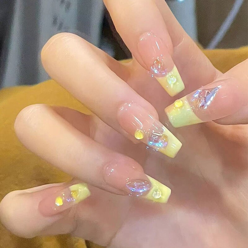 24Pcs Three-dimensional Love Heart False Nails with French Design Long Coffin Wearable Fake Nails Rhinestone Press on Nails Tips