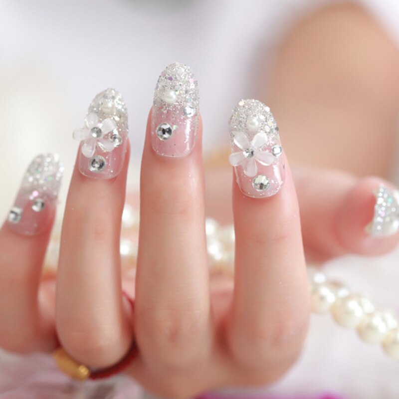 24Pcs/box Luxe Shining Rhinestone Wedding False Nails Transparent Glitter Gems Crown Designed Square Full Short Fake Art Bride