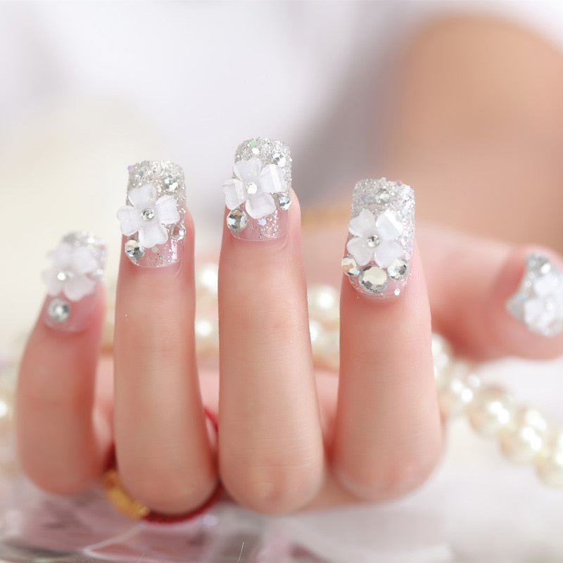 24Pcs/box Luxe Shining Rhinestone Wedding False Nails Transparent Glitter Gems Crown Designed Square Full Short Fake Art Bride