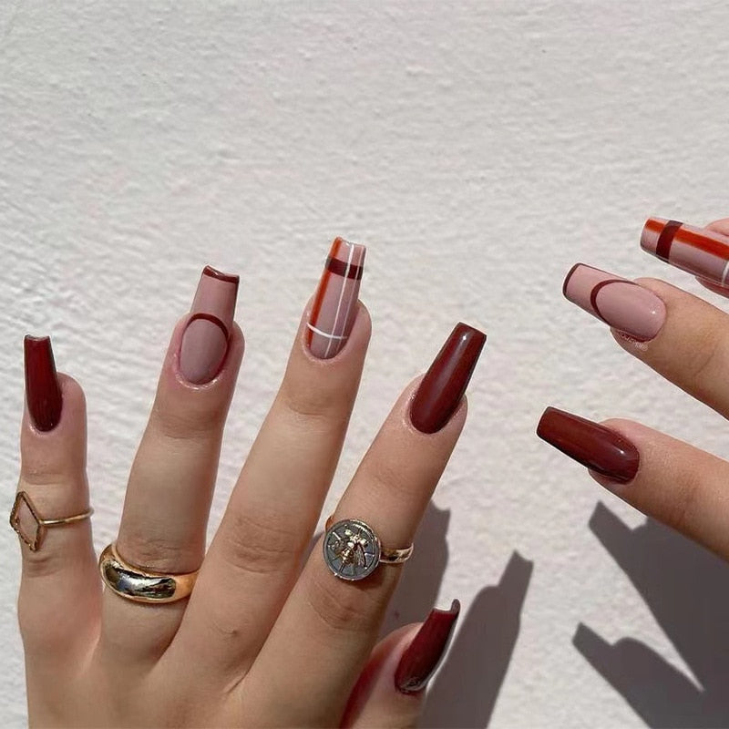 24p Black and White Flame Yin Yang Chessboard Pink Ballet Fake Nail Coffin Full Cover Artificial False Nails Press on Nail Art
