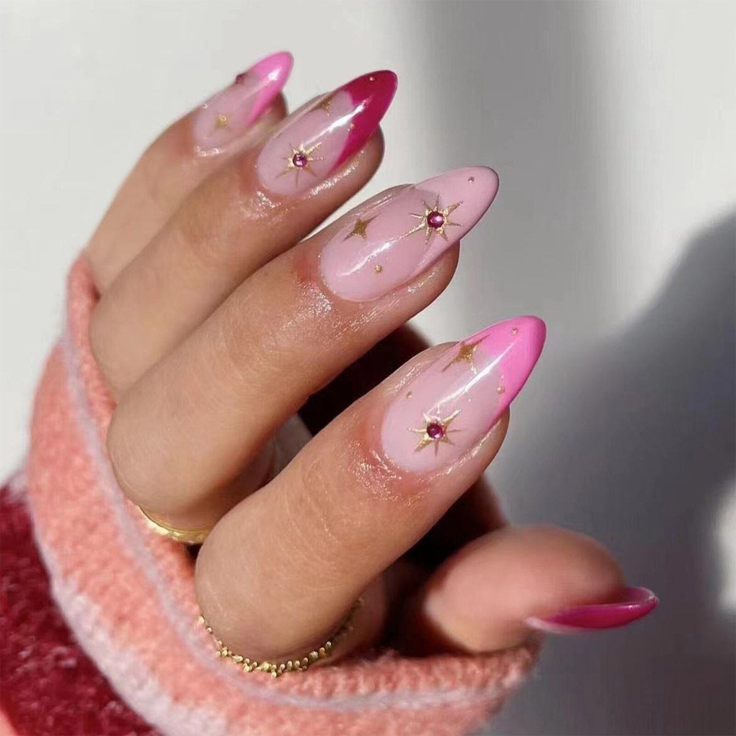 24pcs Cool y2k Style False Nails Fashion Glitter Star Design Press on Nail Patch Full Finished Wearable Artificial Nail Tips