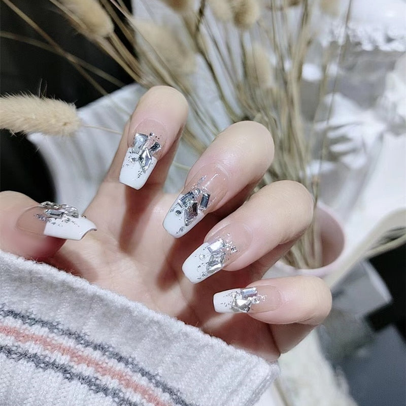 24pcs Glitter Gold Diamond False Nails French Butterfly Design Press on Nail Wearable Full Cover Acrylic Nail Tips for Girls