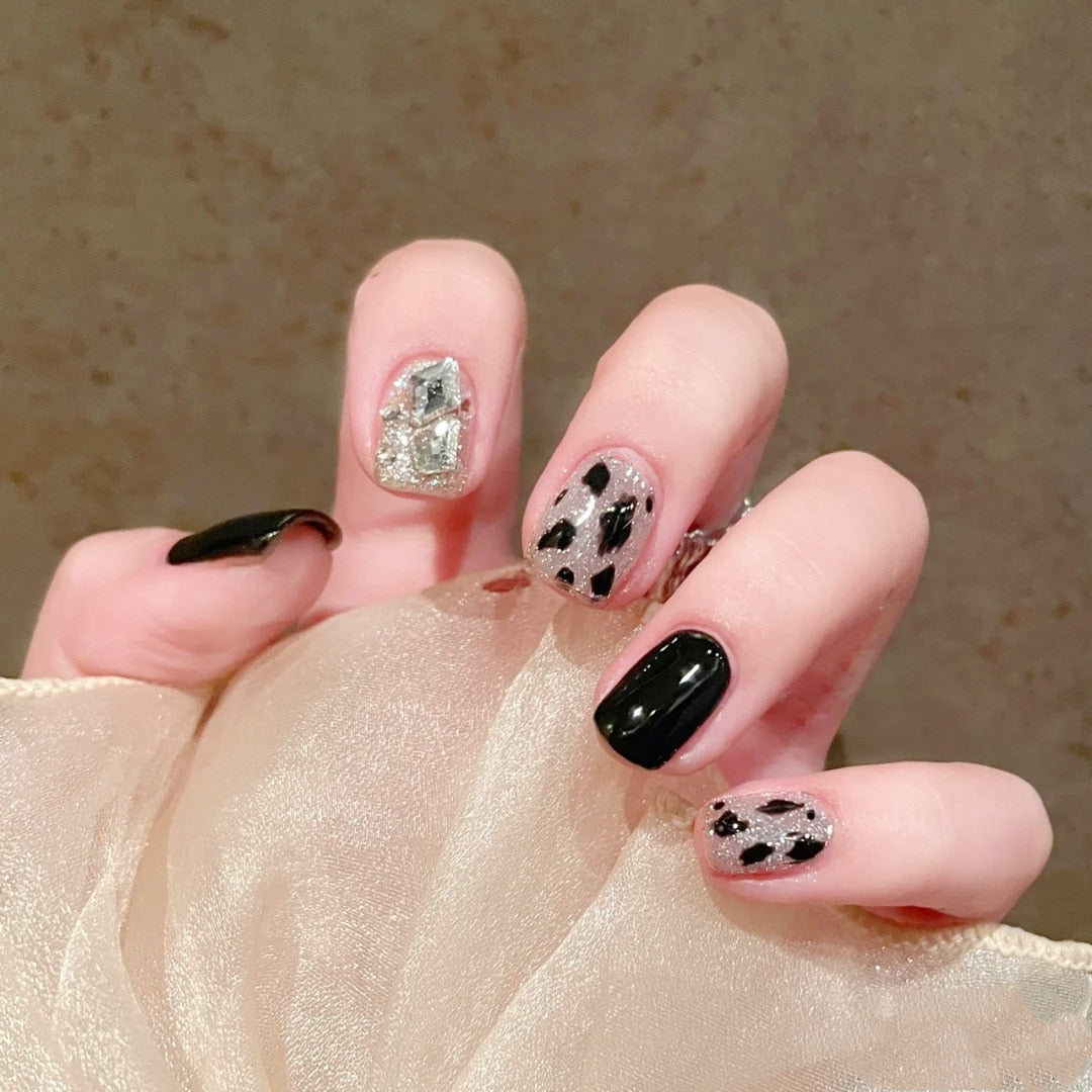 24pcs Kawaii Press on Nails y2k False Nails Set Rhinestone Acrylic Artificial Nails with Design Reusable french Long Fake Tips