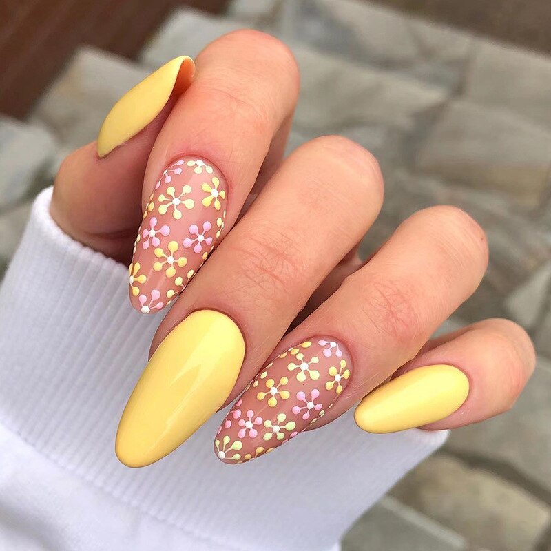 24pcs Light Green Stripe Gradient Wearing Fake Nails Seamless Removable Full Cover Long False Nails Press On Nails With Designs