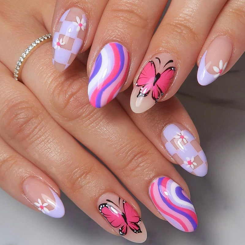 24pcs Light Green Stripe Gradient Wearing Fake Nails Seamless Removable Full Cover Long False Nails Press On Nails With Designs