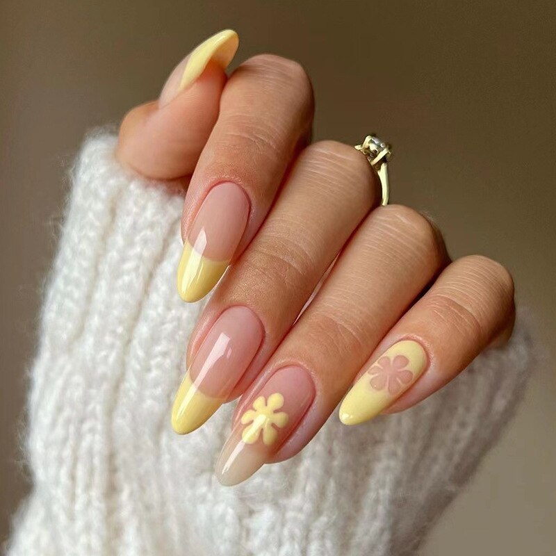 24pcs Light Green Stripe Gradient Wearing Fake Nails Seamless Removable Full Cover Long False Nails Press On Nails With Designs