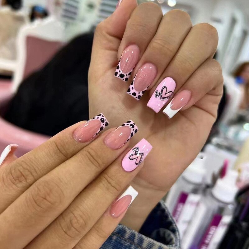 24pcs Long Ballerina French False Nails Love Heart Green Halo Dyed Gold Thread Fake Nail Press on Nails Full Cover Nail Tips