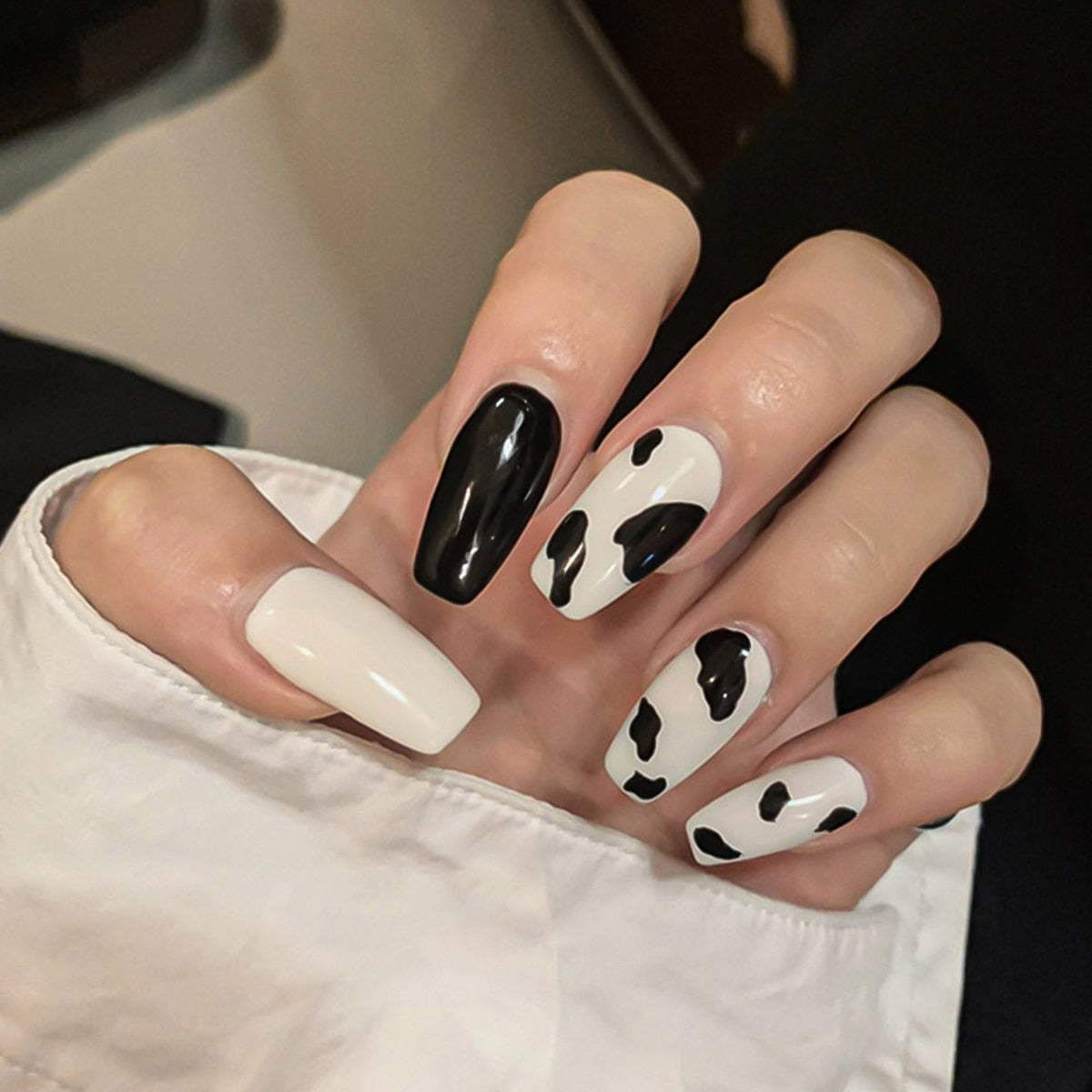 24pcs Rhinestone Design Fake Nails Shiny Bridal Women Lady party nail DIy Decorations Press On nail Tips False Nail Patch