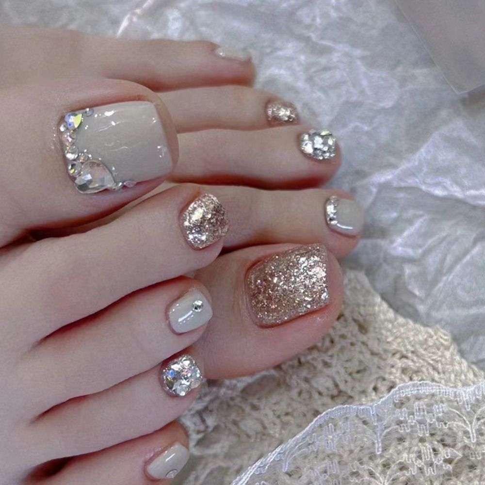 24pcs Shining Crystal French Fake Toenails Full Cover Short Square Toe Nails Foot Nails Tips for Women Girls Toenail Tips 2024