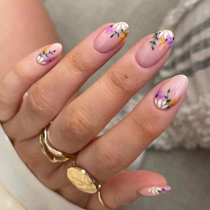 24pcs Wearable Short Round Head Sparkling French fake nails with glue Full Cover Almond Press On False Nails with Waves Stripes
