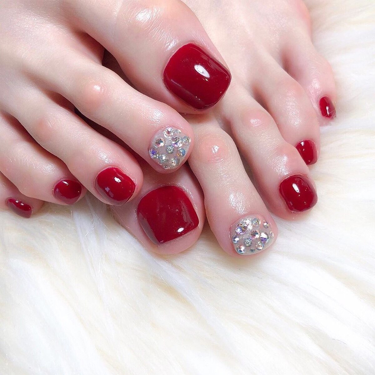 24pcs Wine Red Grid Seamless Removable Fake Toe Nails Reusable Acrylic Press On Nail Tips Full Cover Waterproof False Toenails
