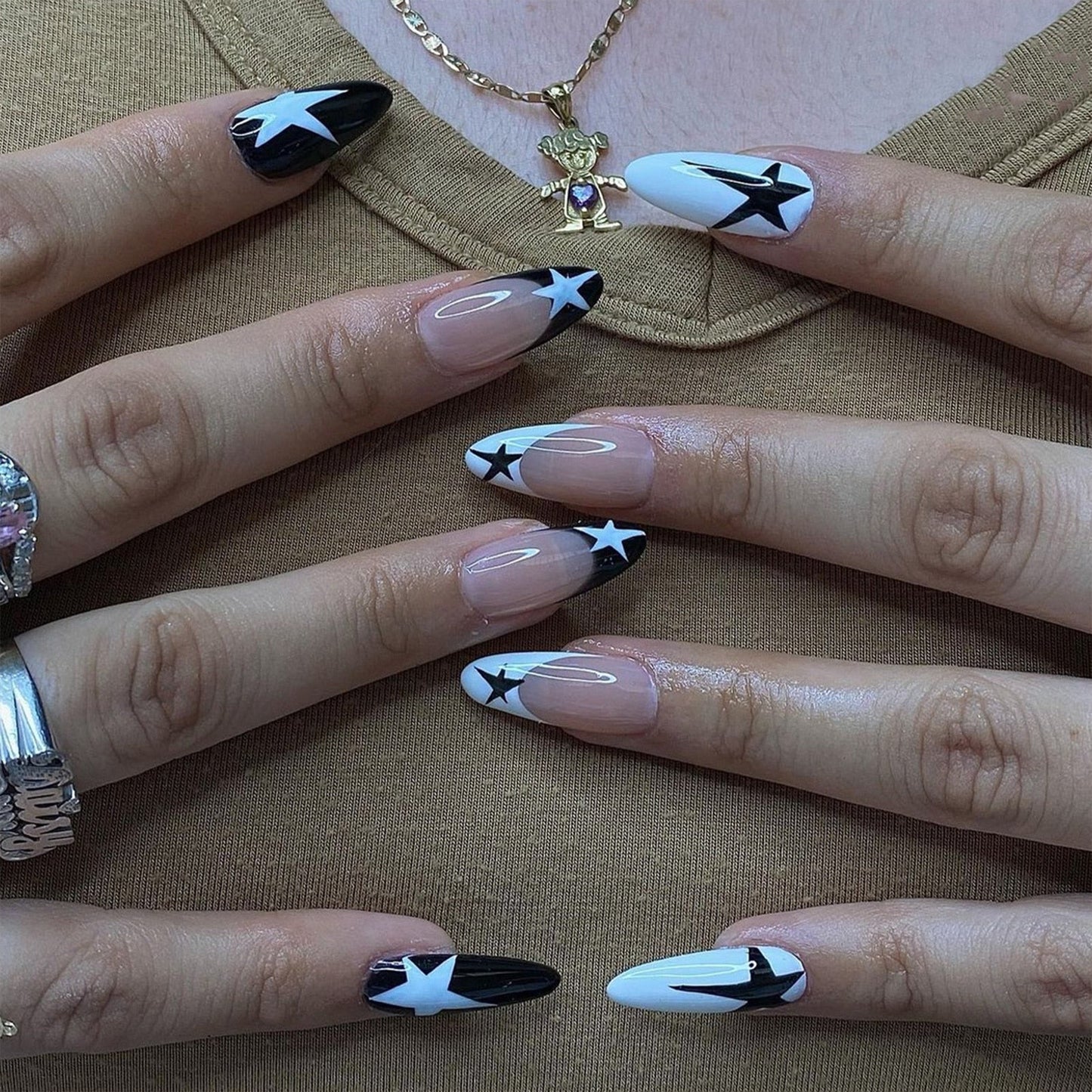 24pcs/box Fake French y2k Nails Press On Long Stiletto Almond Shape Wearable False Nails With Stars Designs Full Cover Nail Tips