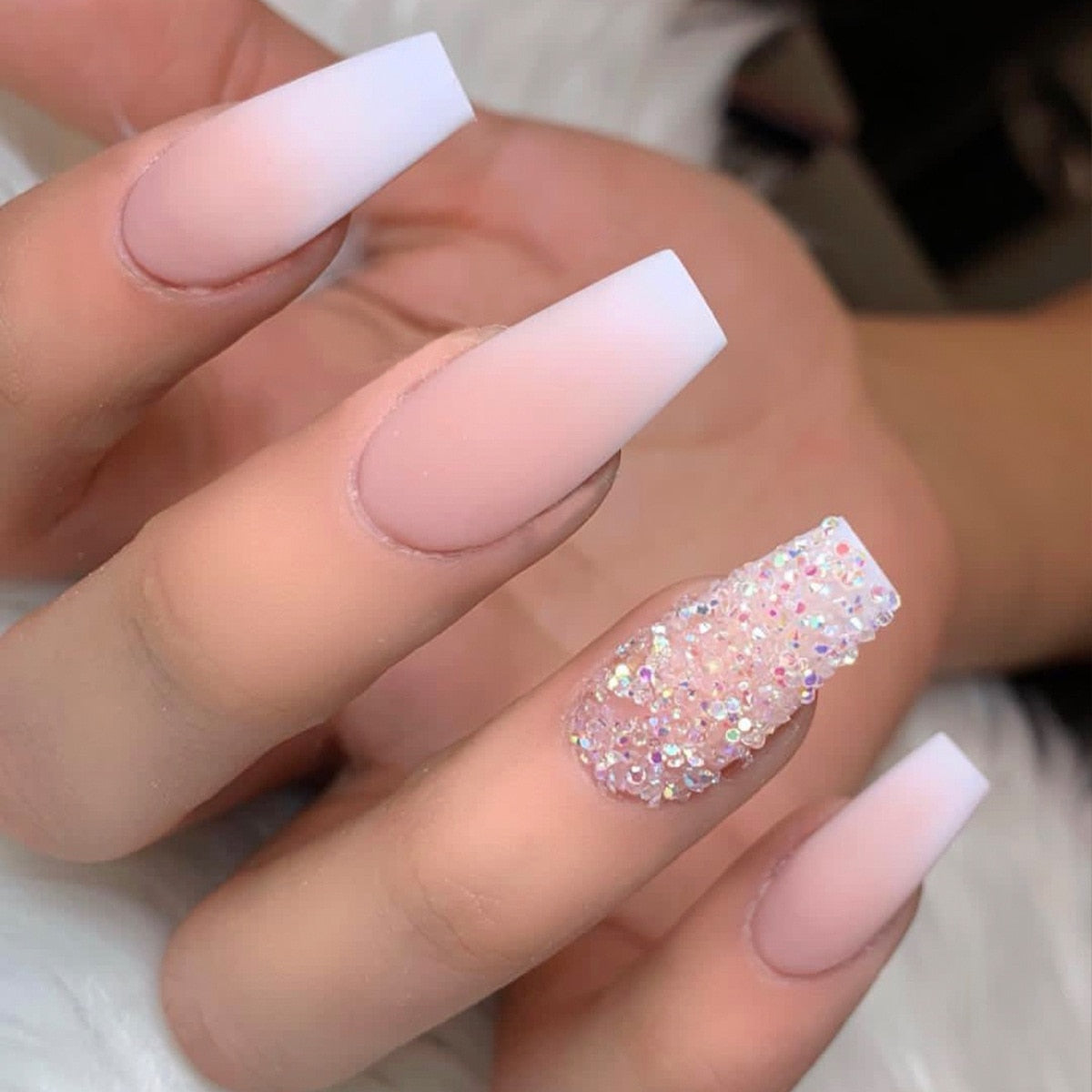 24pcs removeable false nails with glue Ballet nails with designs Gradient Shinny brown press on nails coffin glitter fake nails