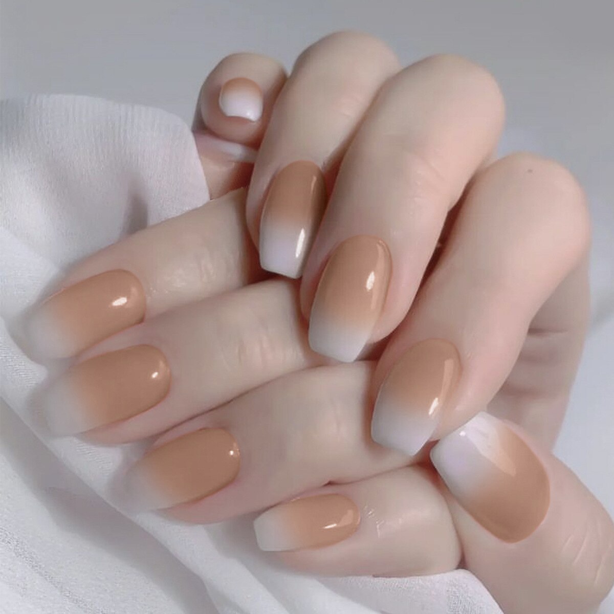 24pcs removeable false nails with glue Ballet nails with designs Gradient Shinny brown press on nails coffin glitter fake nails