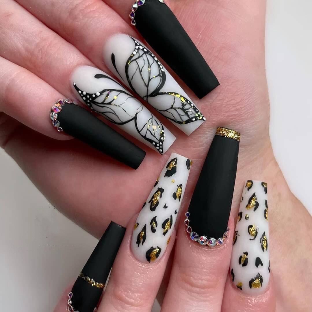Fake Nails Heart Pattern Full Cover Fake Nails DIY Glue Press On Nails Nail Supplies For Professionals