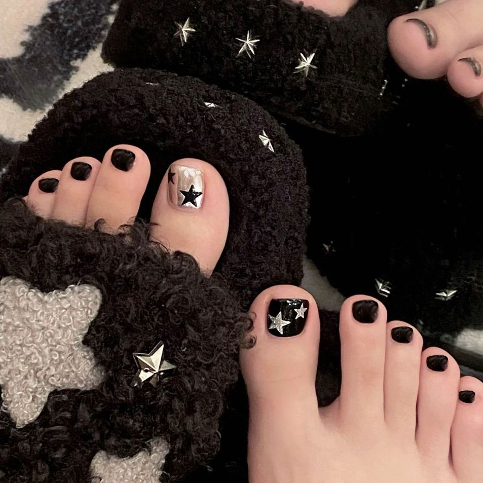 False Toe Nails Summer Simple Wearable Fake Toenails Set Press On Nail French Removable Nail Stickers With Glue For Girls 24pcs