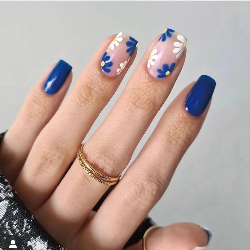 Purple Love Heart Leopard Print Wearable Nail Art Glossy Pink Fake Nails Finished False Nails Short Press on Nails with Glue